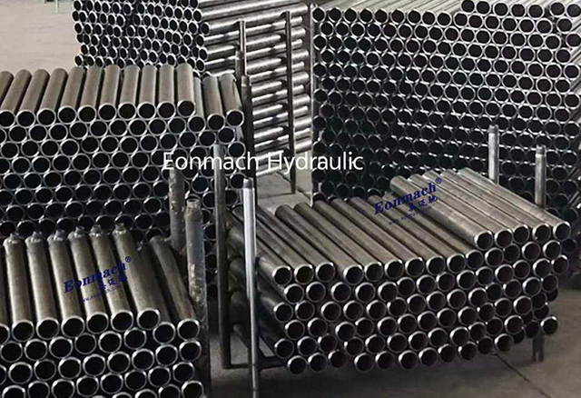 Hydraulic cylinder Cylinder processing workshop