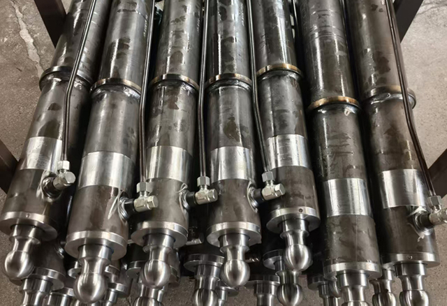 Hydraulic cylinder assembly shop